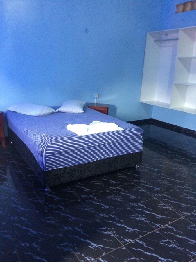 Hotel Granada มาเนาส์ ภายนอก รูปภาพ